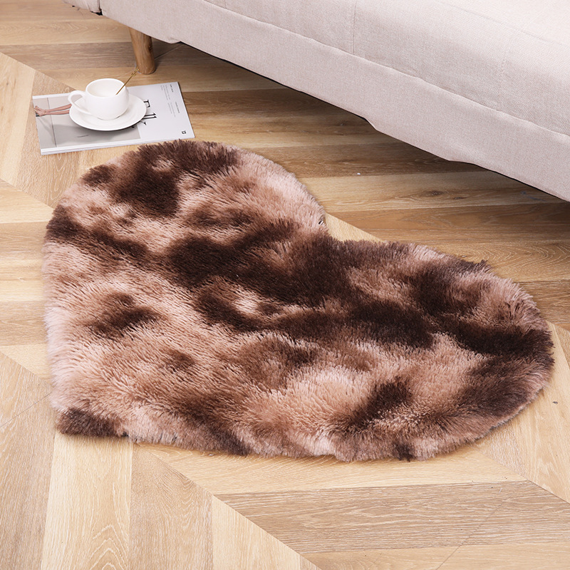 Picture of Modern Simple Silk Fool Love Carpet Bedroom PVpile Carpet Living Room Balcony Plush Mat Cross-border Supply