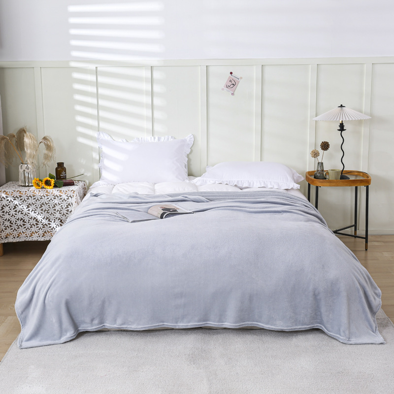 Picture of Small blanket winter coral blanket flannel single double bed sheet thickened female student dormitory quilt nap blanket