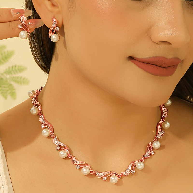 Picture of Cross-Border Hot Selling European and American Fashion Light Luxury Bohemian Style Irregular Pearl Earrings Necklace Necklace Set