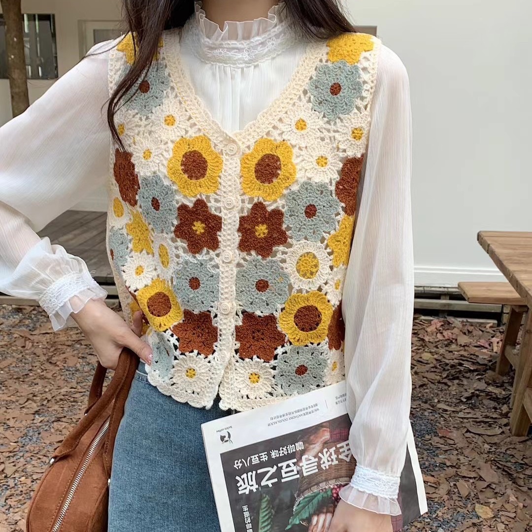 Flower ethnic style vest hollow crocheted women's autumn vest retro sleeveless knitted small waistcoat outer coat