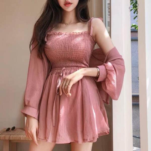 Picture of 2025 French Sun Protection Jacket Shorts Chiffon Clothes Elegant Suspender Top Suit Women's Spring and Summer Three-Piece Set