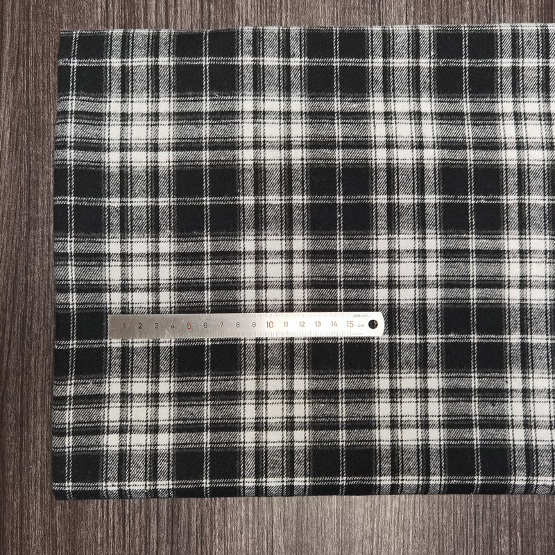 Picture of Spot twill sanding cotton plaid children's shirt plaid fabric 21 yarn-dyed flannel decorative fabric