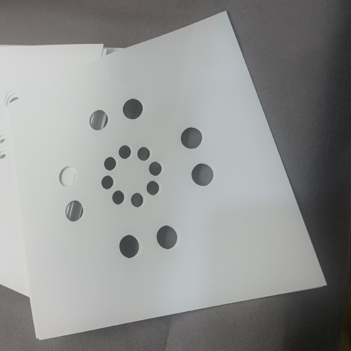 Picture of Solar silicon wafer release paper dust-free paper photovoltaic isolation paper glass packaging silicon wafer interlayer paper dust-free isolation paper