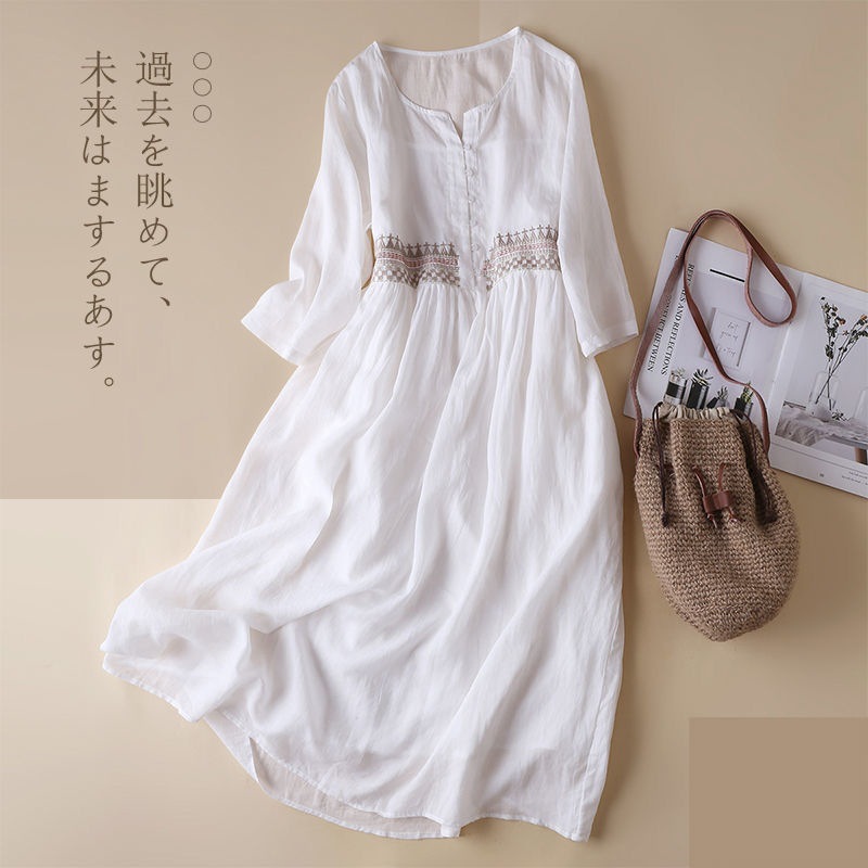 Spring 2023 pure cotton ethnic style embroidered dress artistic temperament round neck nine-quarter sleeve mid-length cotton skirt for women