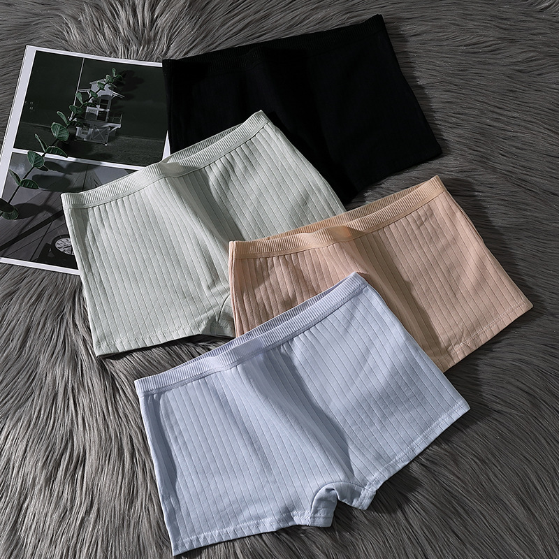 Corner Cotton Panties Women's Cotton Crotch Breathable Middle Waist Traceless Anti-running Safety Pants Women's Vertical Pattern Flat Pants