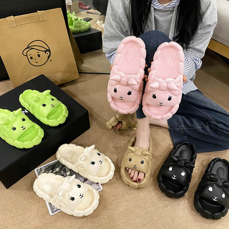 Wholesale new sheep and sheep smug wear summer trend all-match height beach women's sandals and slippers do not stink feet