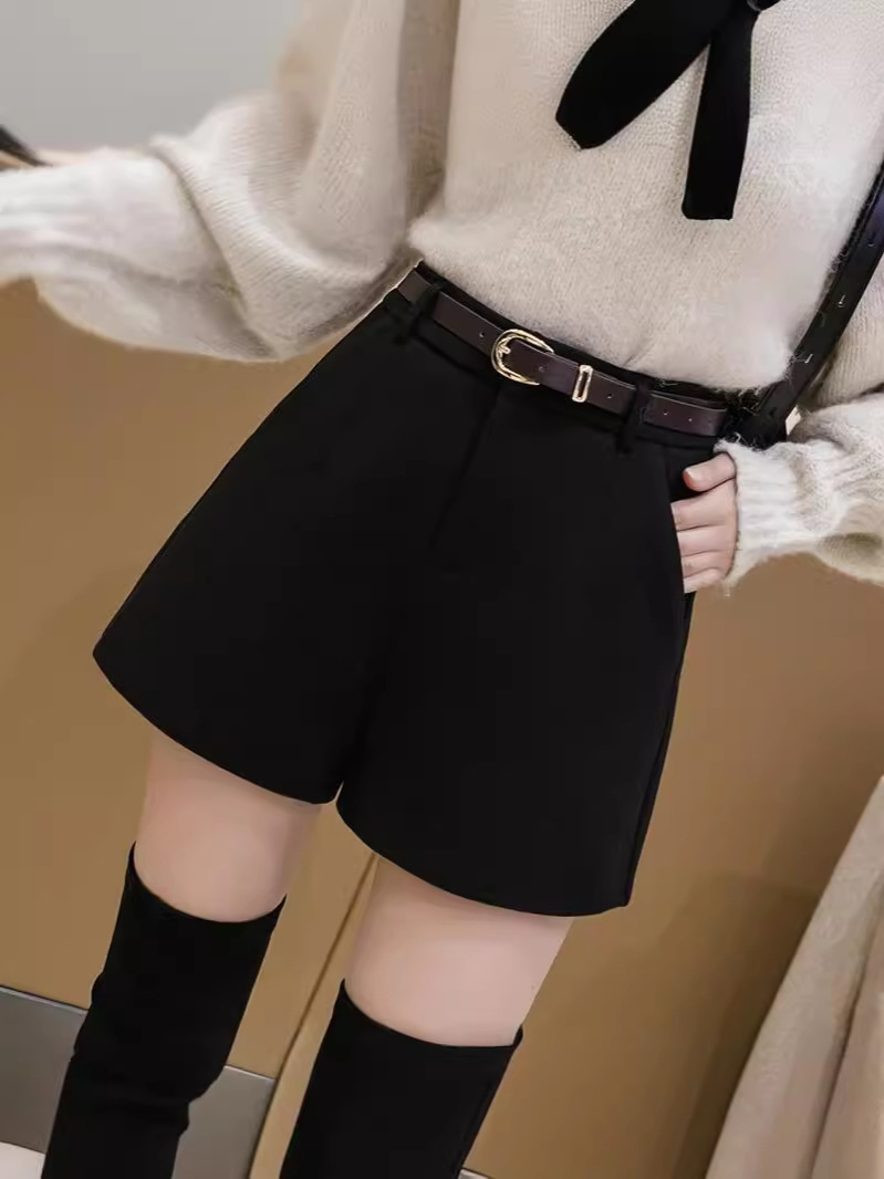 Summer Hot Girl Shorts Women's 2024 New Ins Slimming All-match High Waist Fashionable Casual A- line Wide Leg Pocket Hot Pants