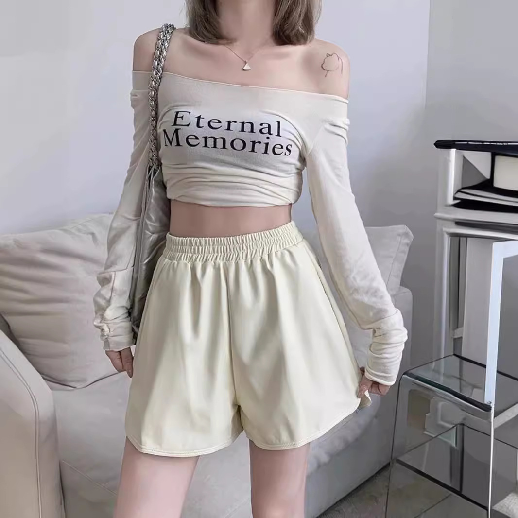 Trendy cool black PU leather casual shorts women's autumn 2023 new hot girl high waist slimming versatile A- line wide leg pants