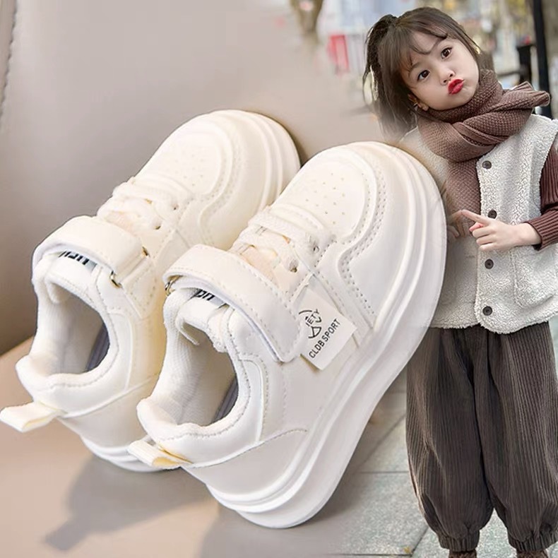 Children's sports shoes 2025 spring and autumn new girls' shoes autumn boys' casual shoes baby children's soft-soled shoes
