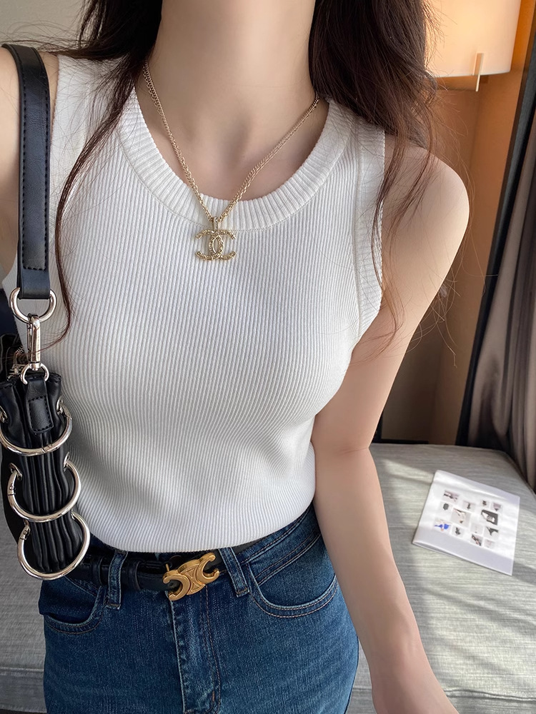Picture of Knitted Camisole Women's Inner Wear 2025 Summer New Wide Shoulder Bottoming Slim Sleeveless Outer Wear Breast-Covering Top