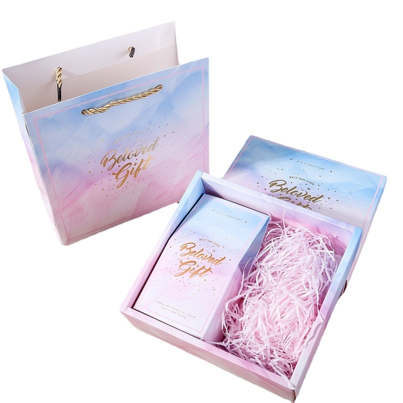 Feather wedding hand mixing gift box candy box festive supplies wedding supplies gift packaging wholesale direct sales