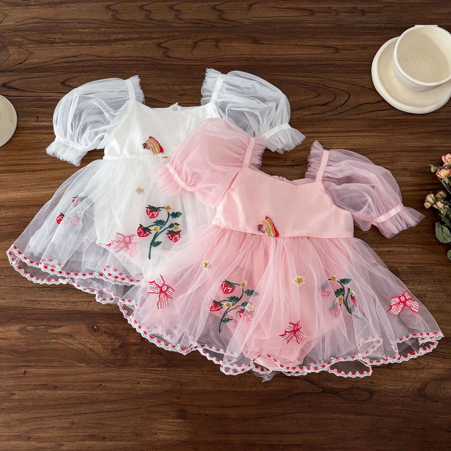 Infant Bubble Sleeve Bow Jompon Spring and Summer Baby Girl's Embroidered Mesh Princess Bag Fart Dress for One-year-old