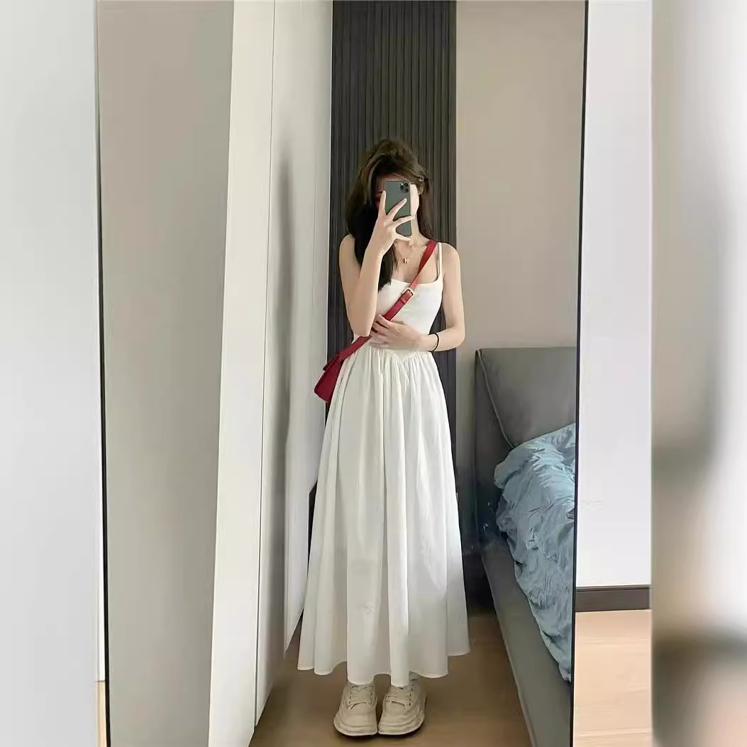 French Style First Love White Sling dress Women's 2024 Summer New Small Waist Slimming Gentle Style Long Dress