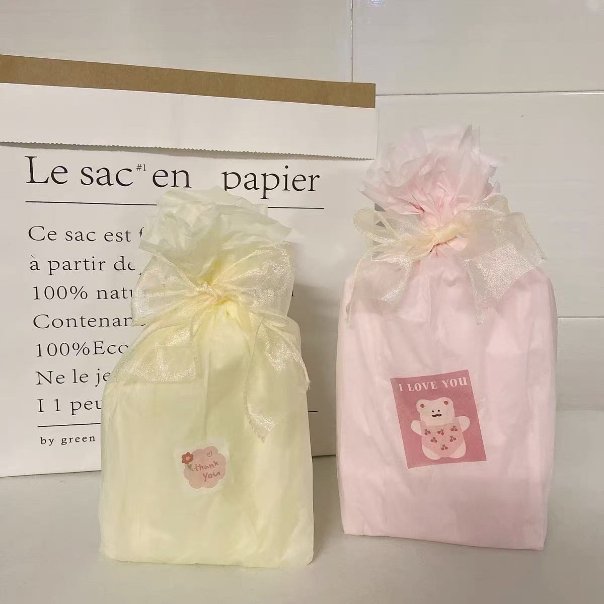 Little Red Book Same Style Instagram Cream Sydney Paper Multicolor Gift Wrapping Paper Gift Wrapping Birthday Gift Wrapping