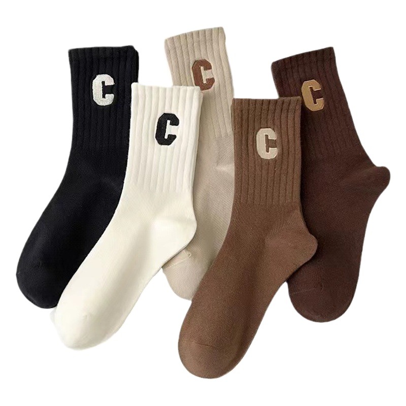 Letter socks women's mid-calf length socks Japanese autumn and winter ins trendy net infrared wear sports high-top matching shark pants