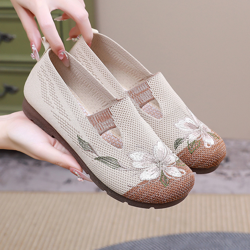 Women's Summer Old Beijing Cloth Shoes, Embroidered Shallow Breathable Casual Mom Shoes, Flat Slip-On Lazy Shoes for Women