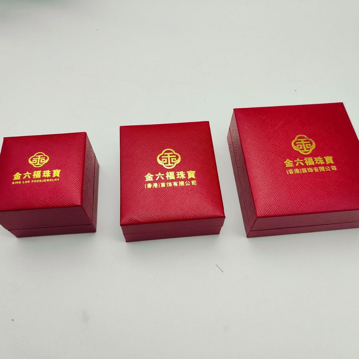Various Brands of Jinliufu Jewelry Rings, Pendants, Jewelry Boxes, Accessory Boxes, Bracelets, Jewelry Boxes, Lao Fengxiang, Lao Miao Gift Boxes