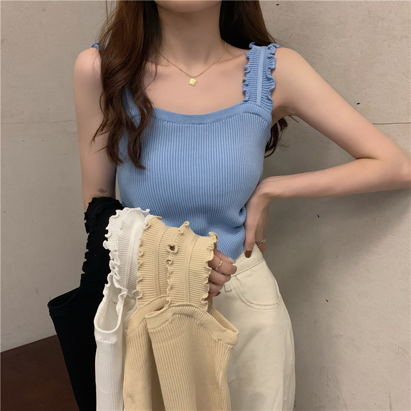 Summer 2025 New Fungus Lace Camisole Women's Outer Wear Black Top with Tight Short Bottoming Shirt