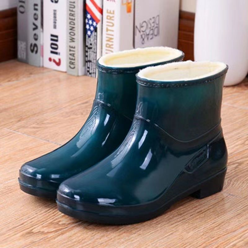 Integrated water shoes rain boots women's short snow boots kitchen waterproof shoes warm non-slip wear-resistant fixed velvet cotton platform