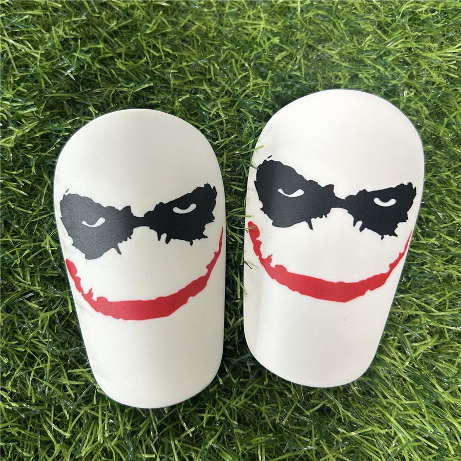 Mini Shin Guards Cross-Border Football Professional Extra Small Mini Master Board Shin Guards Pattern Small Foot Guards Wholesale