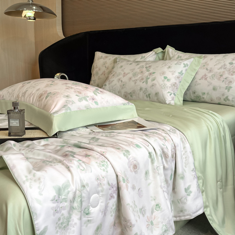 Picture of Class A Lyocell Fiber Printed Summer Cool Quilt Four-piece Set Summer Cool Air-conditioning Quilt Ice Silk Thin Quilt Machine Washable