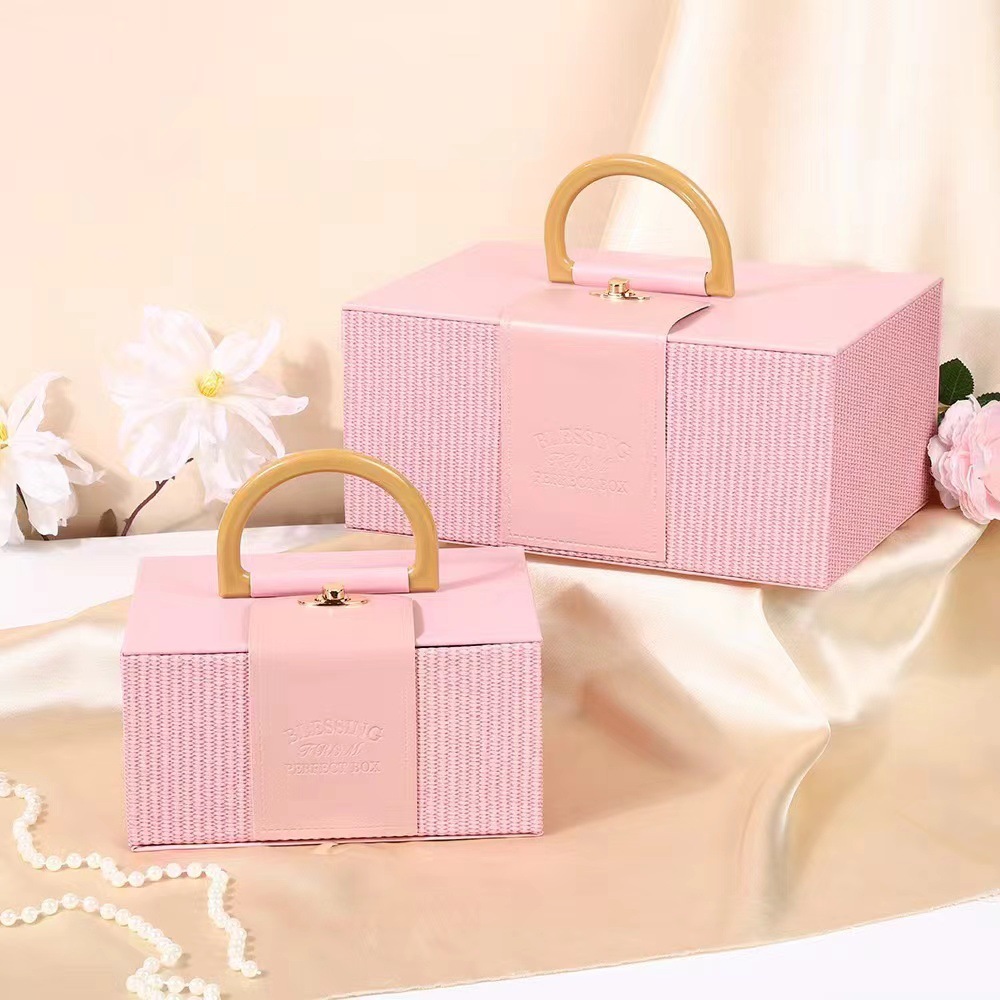 Light Luxury High-end Portable Leather European Style Accompanying Gift Box Empty Box Packaging Business Wedding Wedding Candy Best Man Bridesmaid Return Gift