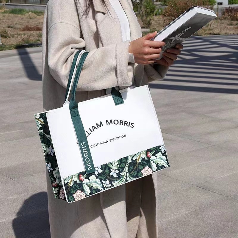 Felt Ribbon Double-Sided Handbag for Women, High-End, Fragrant, Versatile Work Handbag, Lightweight Handmade in Stock