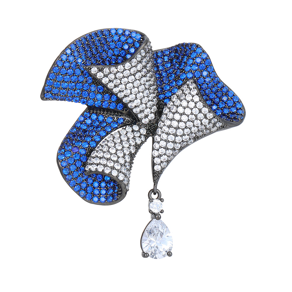 Picture of New Blue Morning Glory Brooch for Women, Light Luxury Niche New Brooch, Suit Coat Brooch, High-End Holiday Gift
