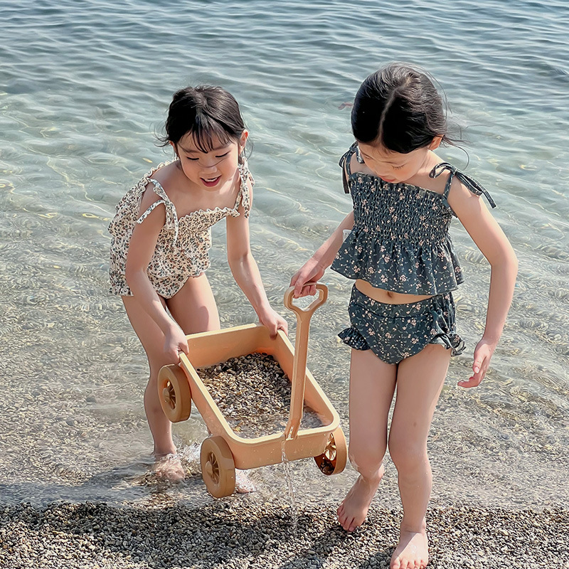 Summer new children's sling split swimsuit cute girls' Korean floral swimsuit casual beach vacation swimsuit