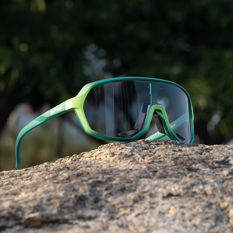 2023 new KAPVOE color change windproof riding glasses Road Mountain motorcycle bike professional goggles