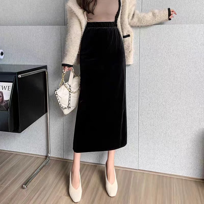 Picture of Velvet Skirt Side Open Back Split Skirt Women's Thickened Autumn and Winter 2024 New Mid-length High Waist Black Straight Skirt