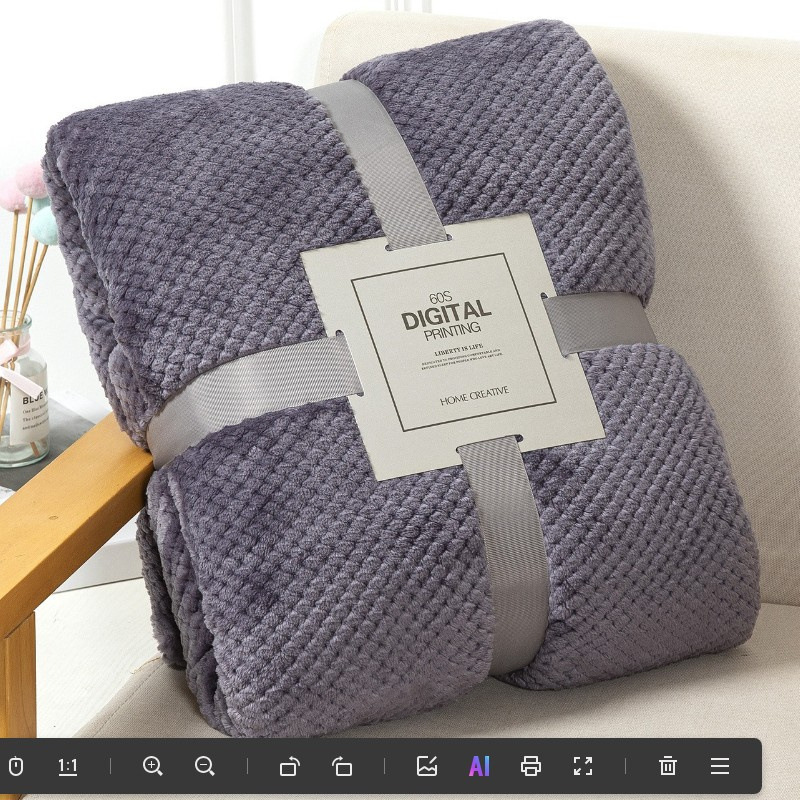 Picture of Pineapple Plaid Blanket Flannel Blanket Office Nap Blanket Air Conditioning Blanket Coral Velvet Thickened Velvet Blanket Wholesale
