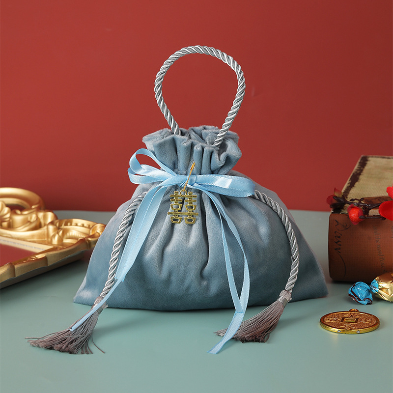 Picture of New Wedding Candy Bag Wedding Candy Bag Advanced Sense Baby Gift Box Engagement Accompanying Gift Free Folding Candy Box