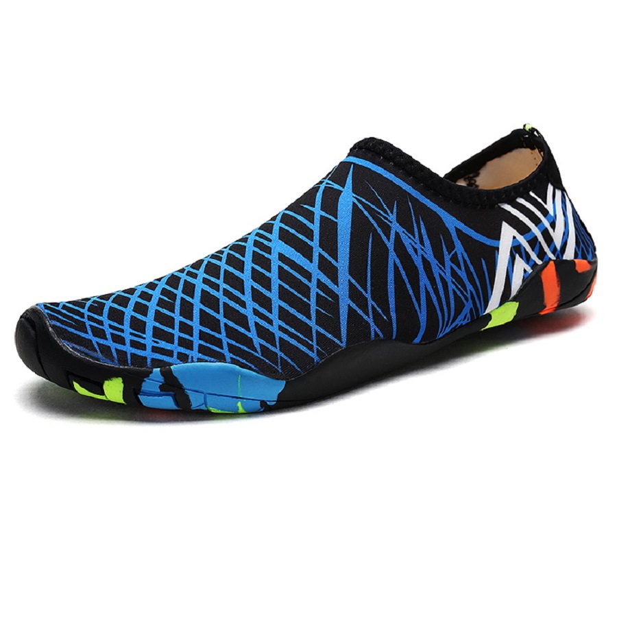 Picture of Wholesale Outdoor Breathable Beach Shoes for Couples, Snorkeling and Wading Shoes, Non-Slip Lightweight River Tracing Shoes, Quick-Drying Men's Water Shoes