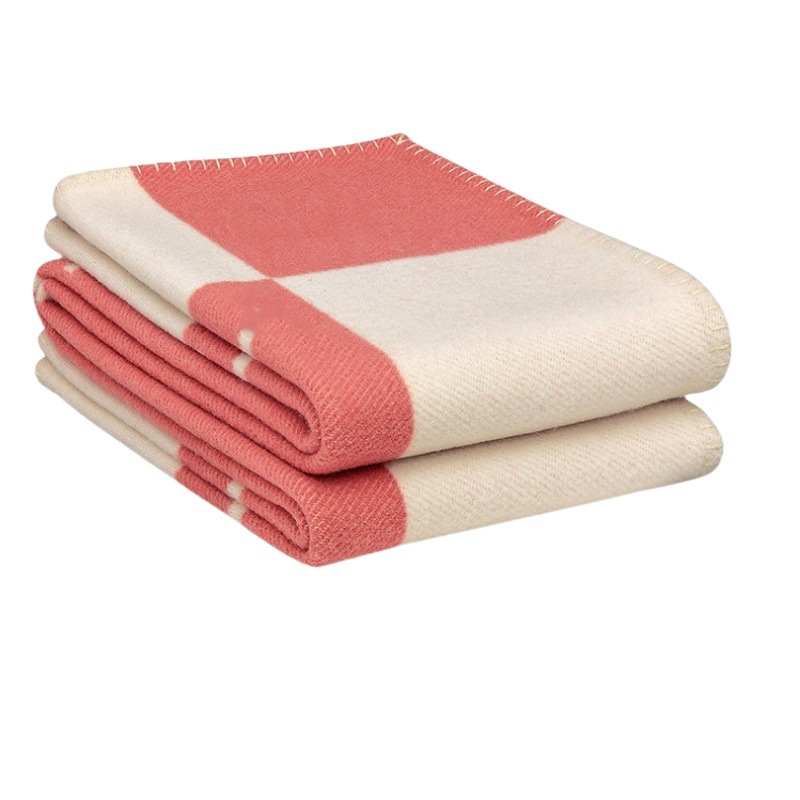 Picture of Cross-Border Amazon Fleece Blanket Single Blanket Air Conditioning Blanket Sofa Cover Blanket Nap Blanket H Letter Aviation Flight Blanket