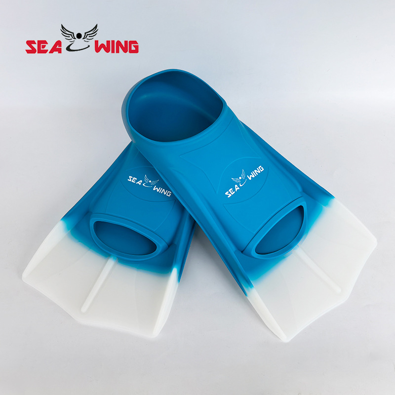 Picture of Free diving flippers for men and women diving swimming frog shoes swimming frog lightweight diving feet silicone short flippers training professional