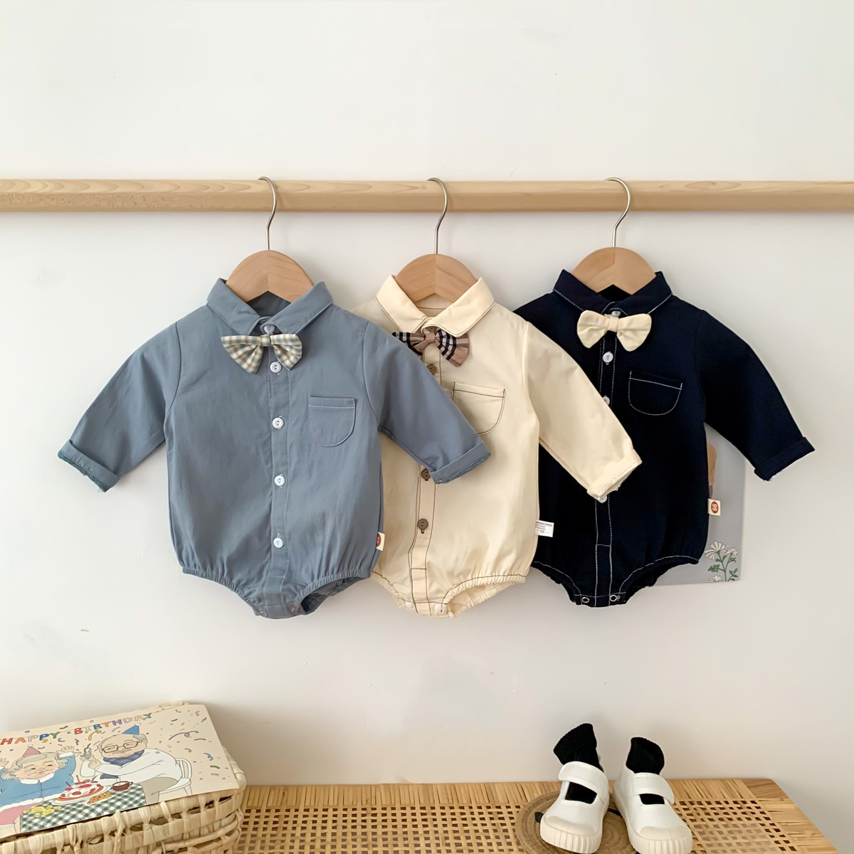 Baby Jumpsuit, Spring Long-Sleeved Shirt, Gentleman's Bow Tie, Baby Boy's Pure Cotton One-Month-Old Clothes