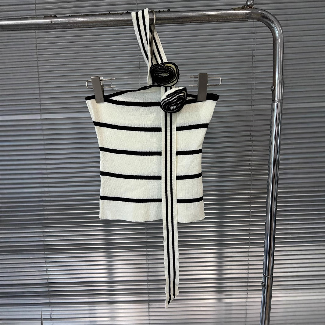 American Style Hot Girl Fashion Unique and Unique Stacked Color Striped Three-dimensional Rose Vest Hanging Neck Strap Top Trendy