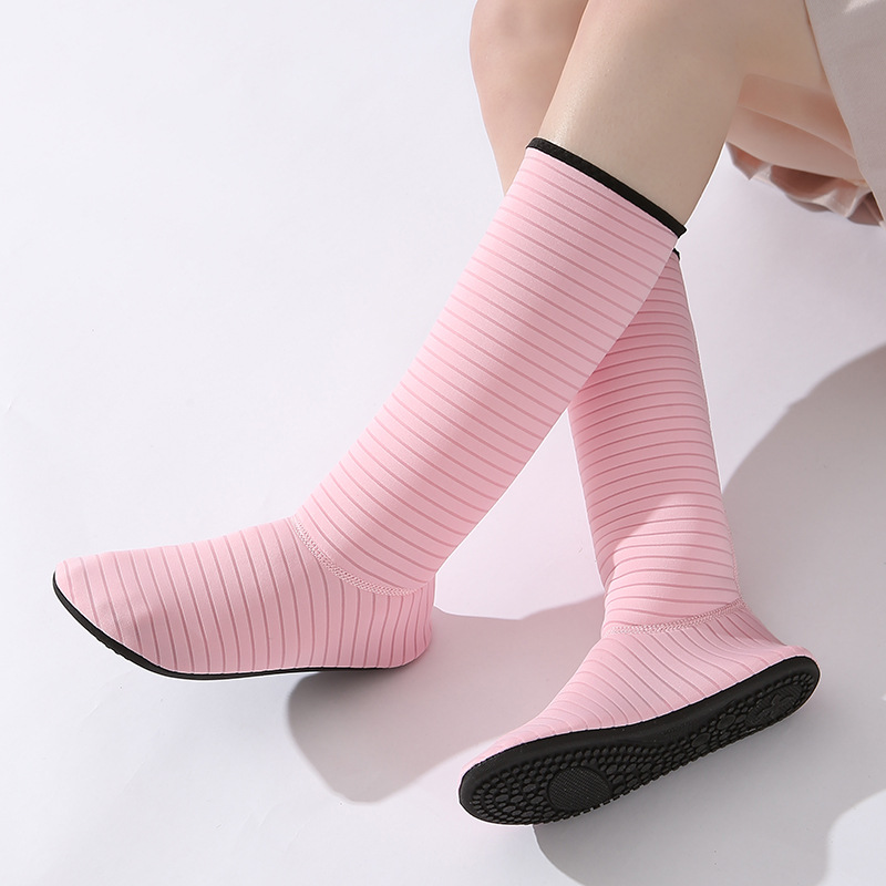 Picture of Indoor Fitness Shoes Women's Skipping Training Rope Skipping Quiet Non-slip Home Soft-soled Breathable sneaker High-top Yoga Shoes