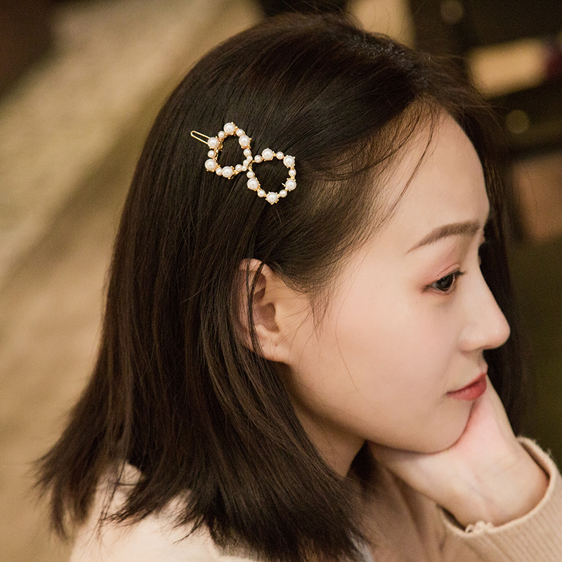 Picture of South Korea Dongdaemun Hair Clip Women's Pearl Series Bangs Clip Simple Simple Hair Clip Internet Popular Same Style Hair Clip Hair Accessories New