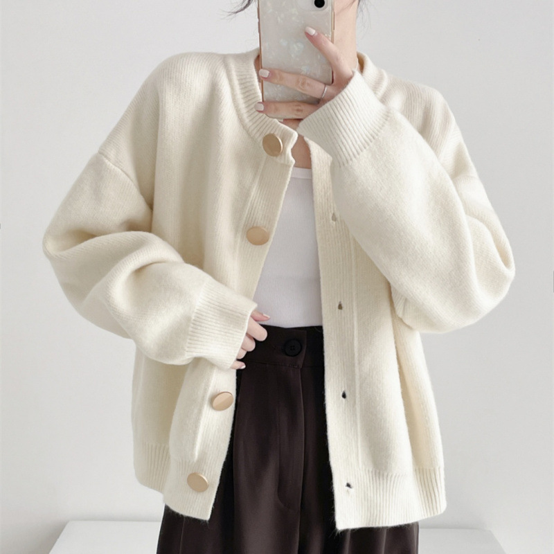 2024 autumn and winter Korean single breasted solid color knitted sweater coat cardigan lazy loose round neck autumn and winter top