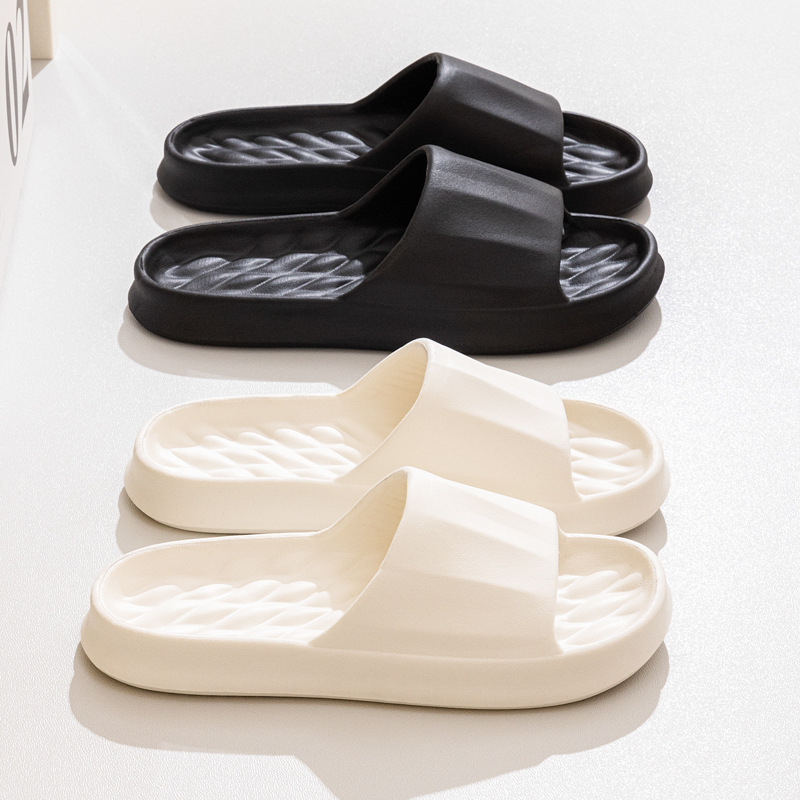 Qida Shun Manufacturer Wholesale Sandals and Slippers Foam Men's and Women's Slippers New Home Slippers Couple Indoor Slippers Summer
