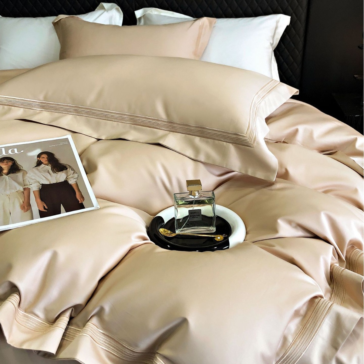 Picture of Class A 140 Xinjiang long staple cotton four-piece cotton bed sheet quilt cover simple embroidery light luxury four seasons