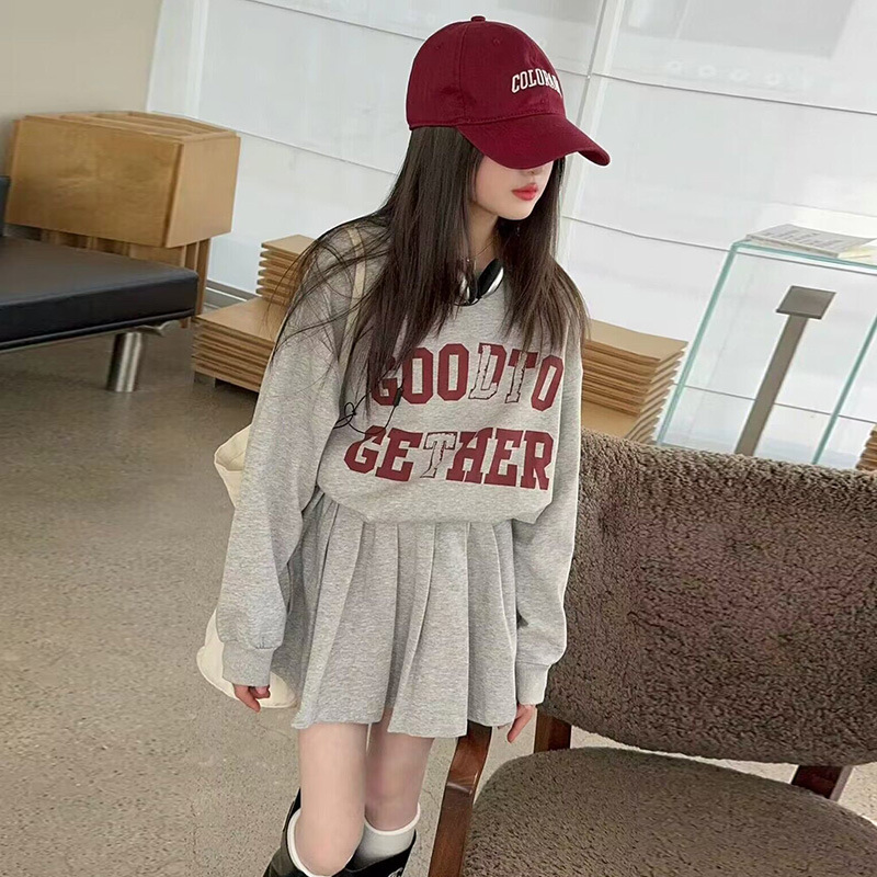 Picture of Girls suit spring foreign style 2024 new children's fashionable baby sweater little girl skirt two-piece wholesale