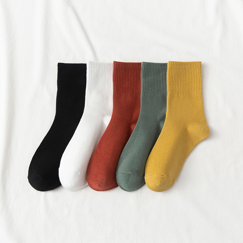 Picture of Good-Looking Socks for Women, Autumn and Winter Mid-Calf Solid Color Cotton Socks with Embroidered Fox, Sweat-Absorbent Women's Long Socks, Zhuji Women's Socks Wholesale