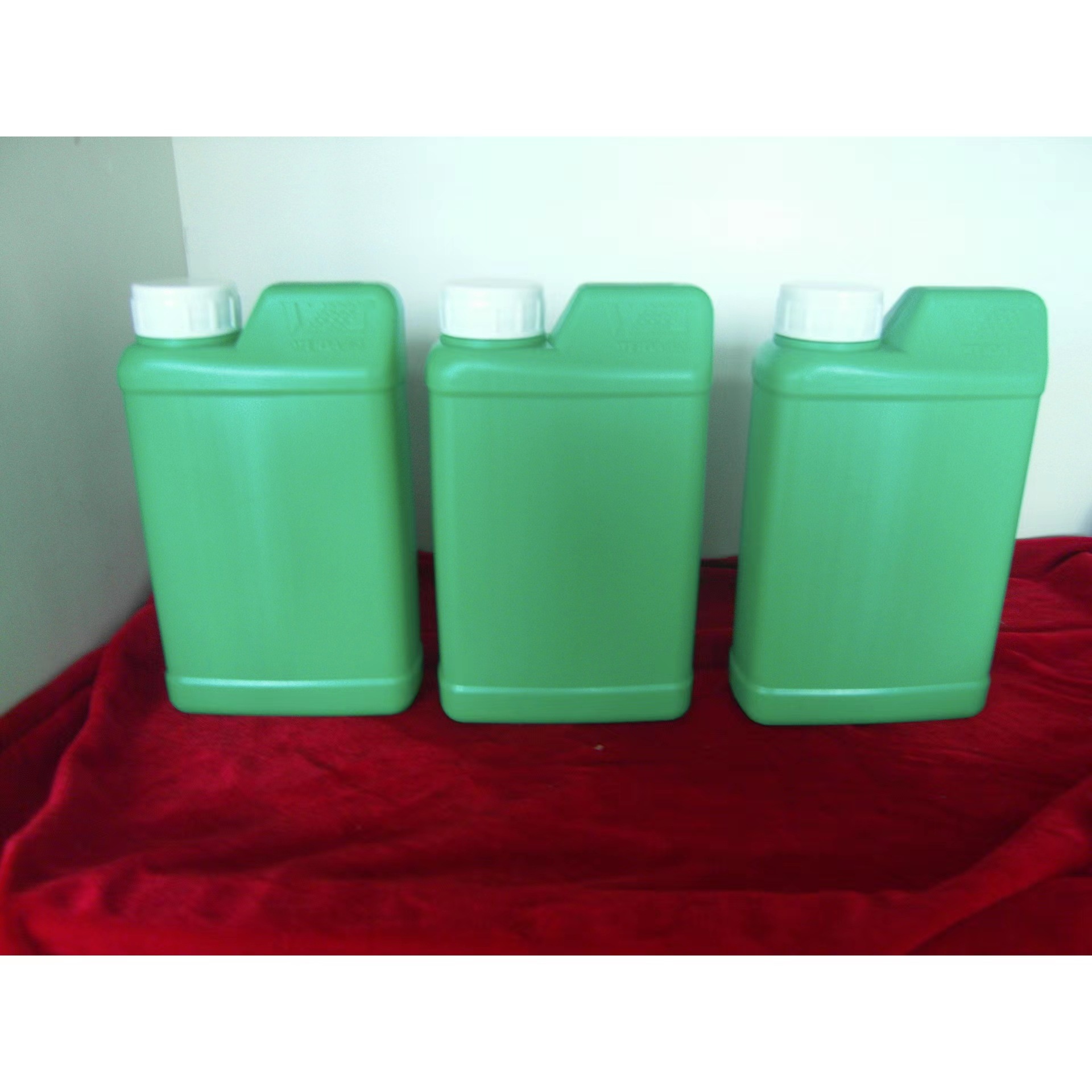 500ml Square Plastic Bottle Pe Pp Material Extrusion Flat Special-Shaped Parts Blow Molding Liquid Level Line Bottle Manufacturer