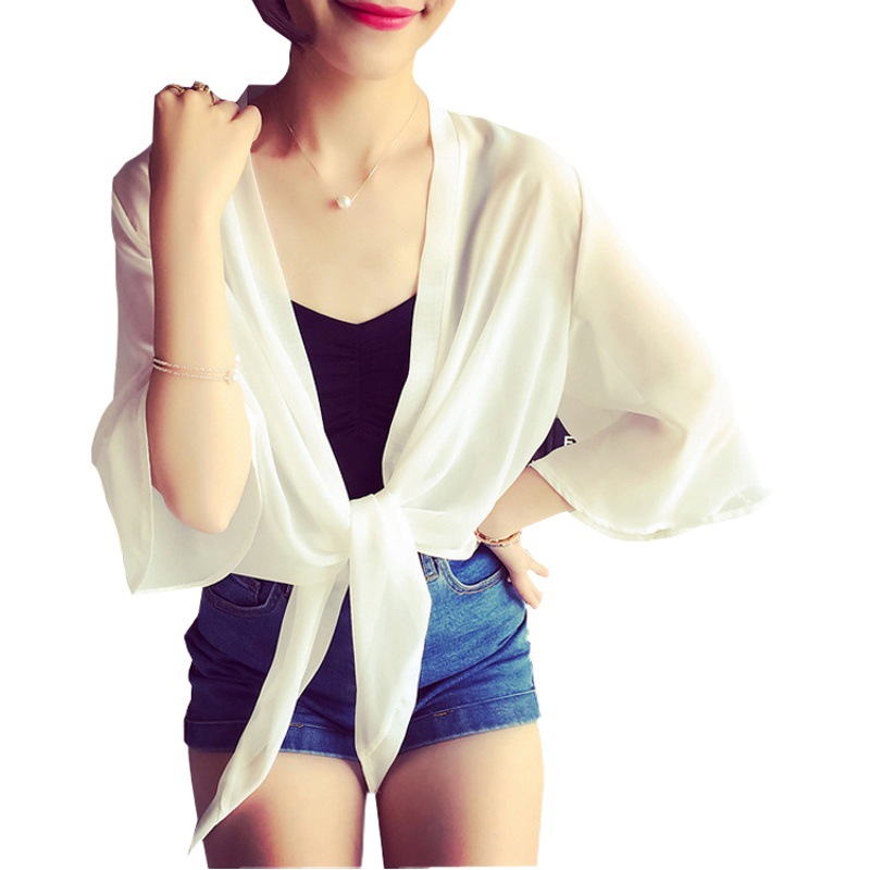 Wholesale 2025 New Korean Style Chiffon Sun Protection Clothing Fashionable Women's Black and White Shawl Jacket Beach Clothing One Piece Spread
