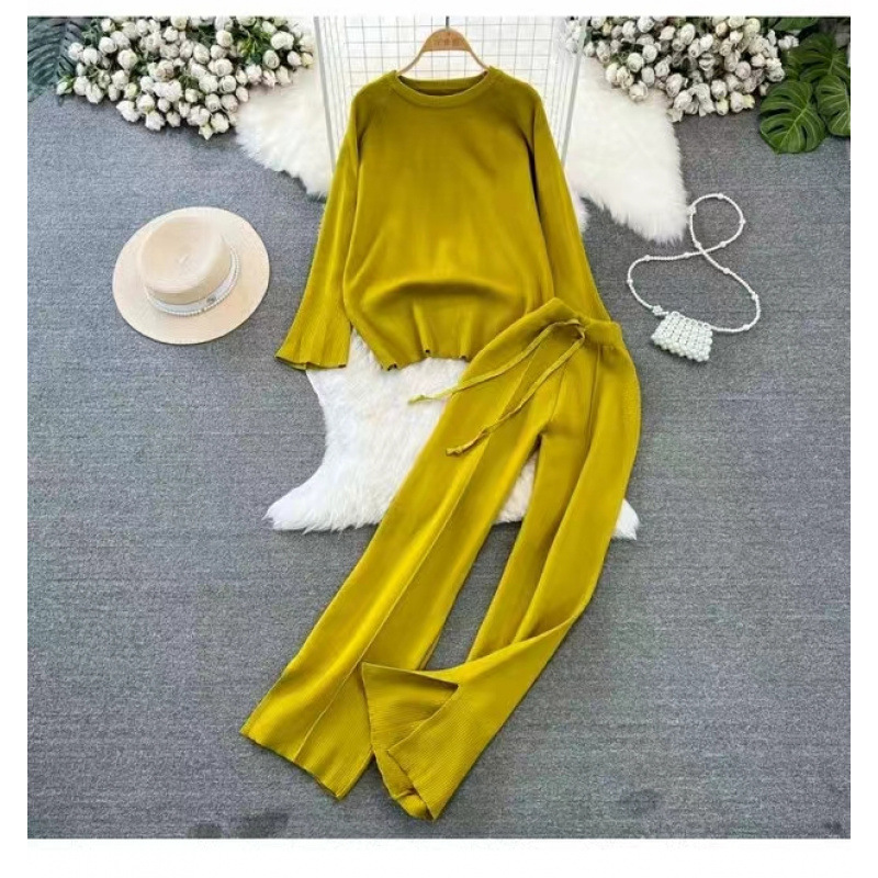 Suit for Women in Spring and Autumn Korean Style Long-Sleeved Round Neck Loose Knitted Sweater Two-Piece Set High-Waisted Straight Wide-Leg Pants Fashionable