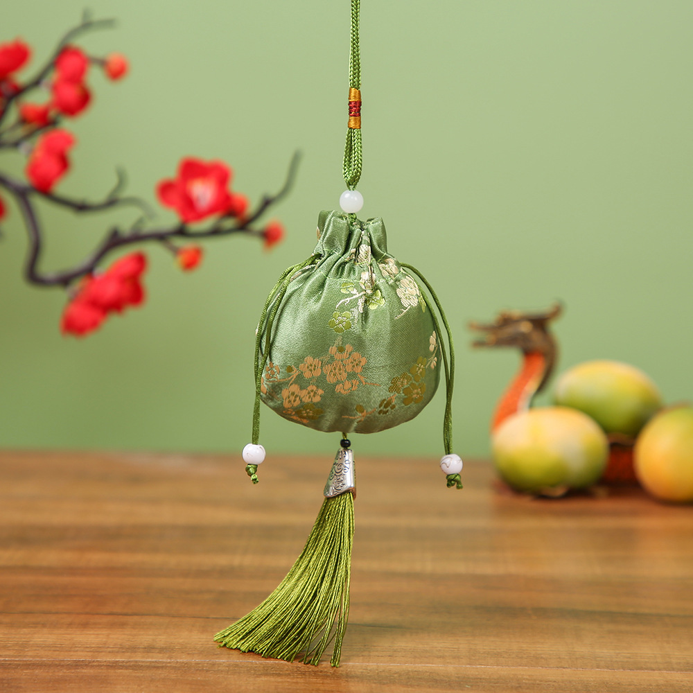 Picture of Dragon Boat Festival Sachet Sachet Empty Bag Mosquito Repellent Portable Children's Wear Plum Blossom Pendant New Chinese Round Small Dragon Pattern Sachet