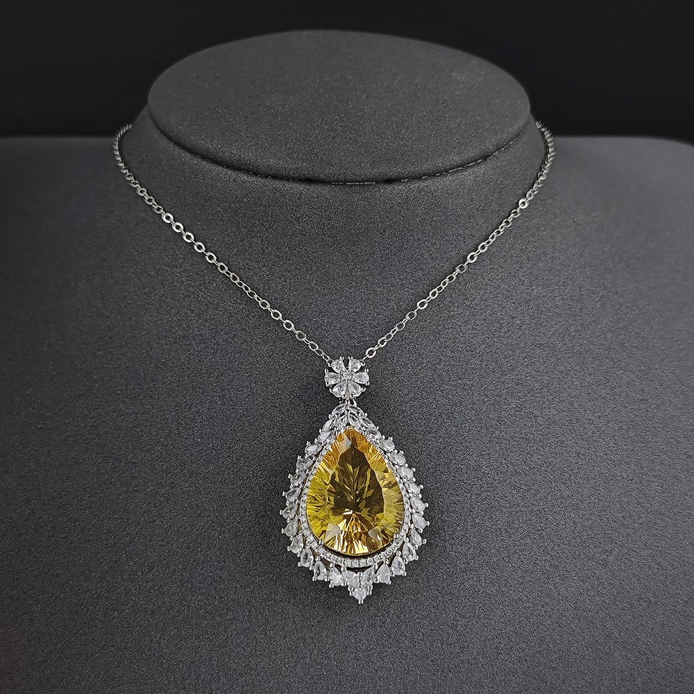 Europe and the United States cross-border e-commerce best selling fashion water droplets color treasure pendant necklace luxury super flash yellow diamond female x6652